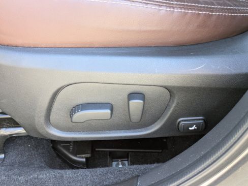 Used 2018 Subaru Forester 2.5i Touring image 22