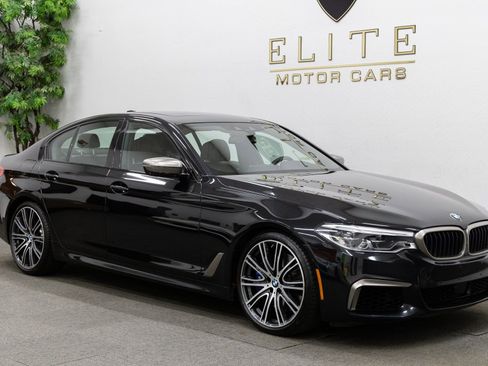 Used 2020 BMW M550i xDrive w/ Dynamic Handling Package image 9