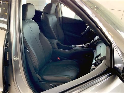 Used 2022 Acura RDX AWD w/ Technology Package image 9