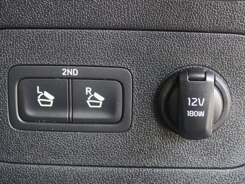 Certified 2024 Kia Sorento S w/ Panoramic Sunroof Package FWD image 11