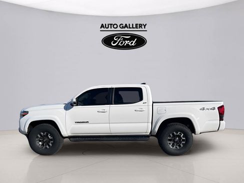 Used 2023 Toyota Tacoma SR5 w/ Technology Package AWD/4WD image 8