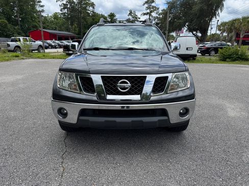 Used 2011 Nissan Frontier SL RWD image 28