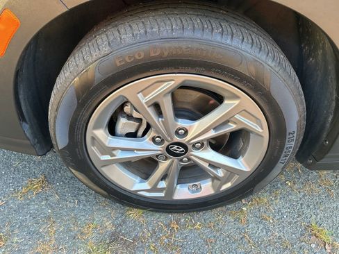 Used 2023 Hyundai Kona SEL w/ Cargo Package image 12