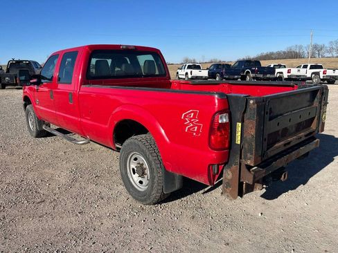 Used 2015 Ford F250 XL w/ Power Equipment Group AWD/4WD image 4