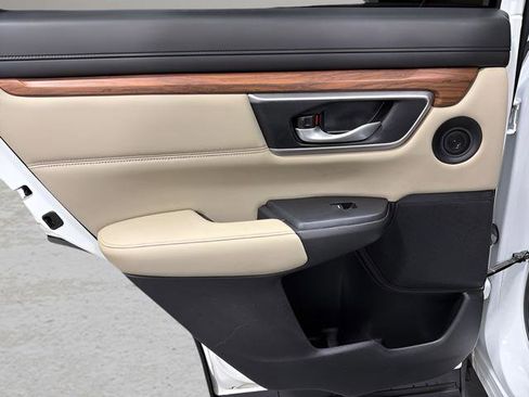 Used 2020 Honda CR-V Touring image 31