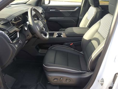 New 2026 GMC Acadia Denali w/ Super Cruise Package image 14