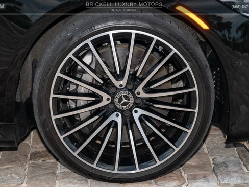 Used 2024 Mercedes-Benz S 580 4MATIC Sedan w/ AMG Line image 38