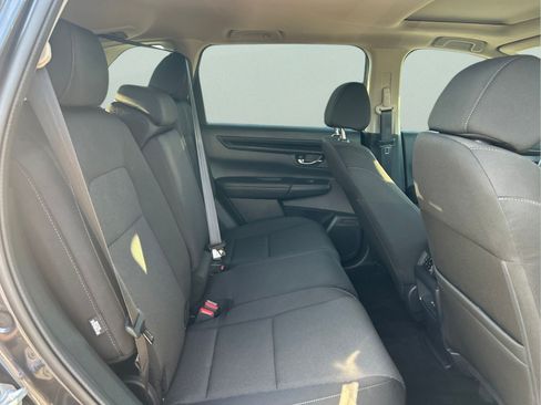 Used 2025 Honda CR-V EX image 11