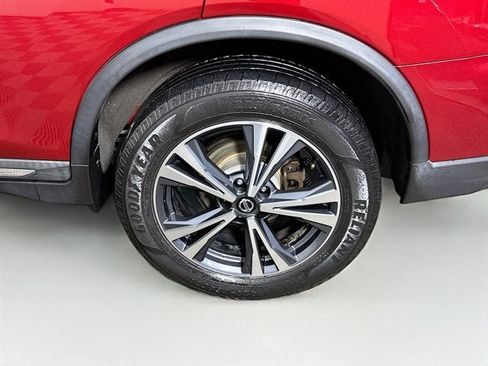 Used 2018 Nissan Rogue SL image 26