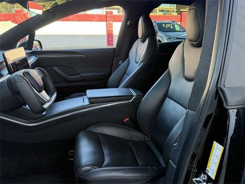 Used 2022 Tesla Model X Plaid image 22