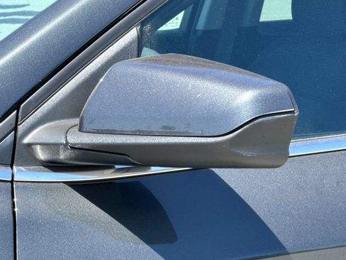 Used 2019 Chevrolet Equinox LT AWD/4WD image 40