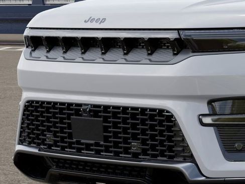 New 2026 Jeep Grand Wagoneer 4WD image 11