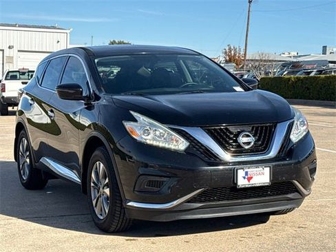 Used 2017 Nissan Murano S w/ Navigation Package image 2