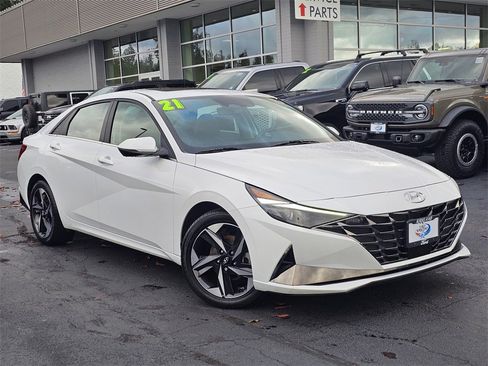 Certified 2021 Hyundai Elantra Limited w/ Cargo Package image 1