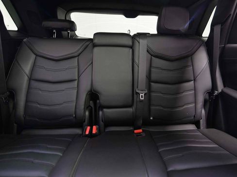 Used 2019 Cadillac XT5 Platinum image 9