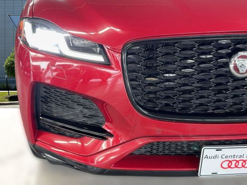 Used 2022 Jaguar F-PACE S image 11