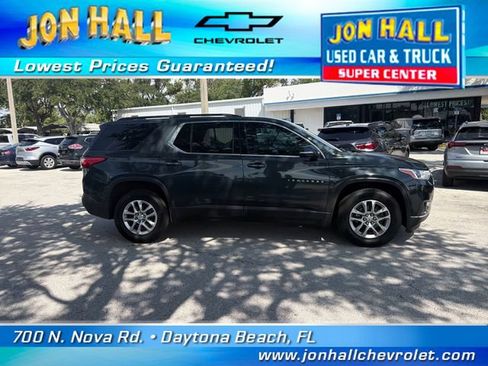 Used 2020 Chevrolet Traverse LT FWD image 10