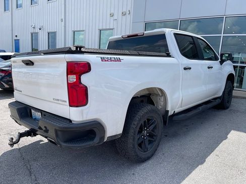Used 2019 Chevrolet Silverado 1500 Custom Trail Boss w/ Infotainment Package AWD/4WD image 3