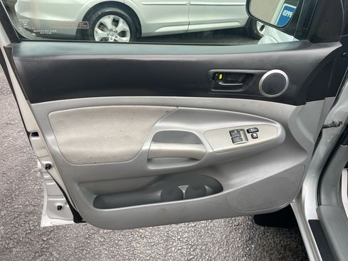 Used 2008 Toyota Tacoma PreRunner image 23