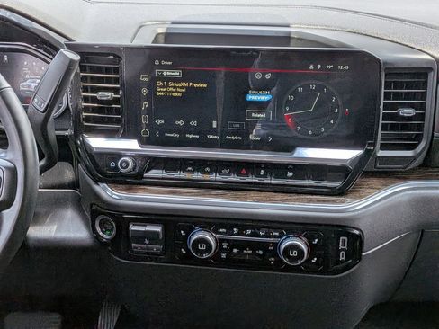 Certified 2024 GMC Sierra 1500 Elevation AWD/4WD image 16