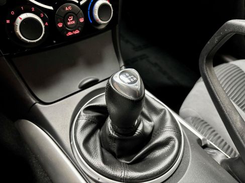 Used 2004 MAZDA RX-8 w/ MT Touring Pkg RWD image 25