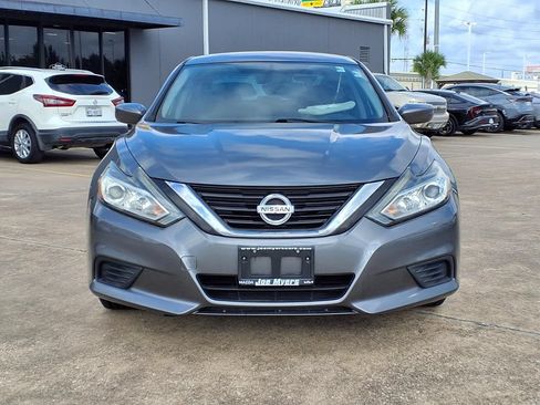 Used 2018 Nissan Altima 2.5 S w/ S Convenience Package FWD image 7