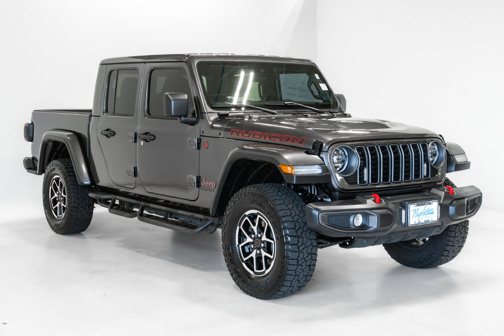 Used 2025 Jeep Gladiator Rubicon w/ Convenience Group AWD/4WD image 6