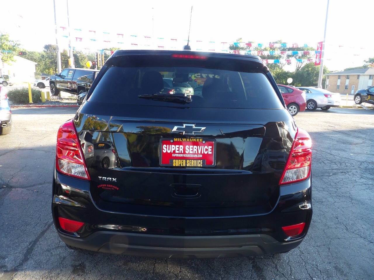 Used 2019 Chevrolet Trax LS w/ Tint and Cruise Package FWD image 4