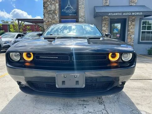 Used 2018 Dodge Challenger SXT w/ Blacktop Package RWD image 3