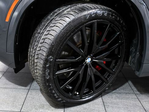 Used 2024 BMW X5 M60i image 7