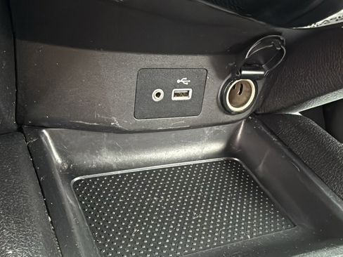 Used 2020 Nissan Rogue SV image 16