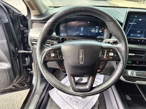 Used 2023 Lincoln Corsair Reserve w/ Equipment Group 201A AWD/4WD image 11