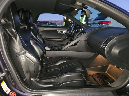Used 2016 Jaguar F-TYPE R image 6