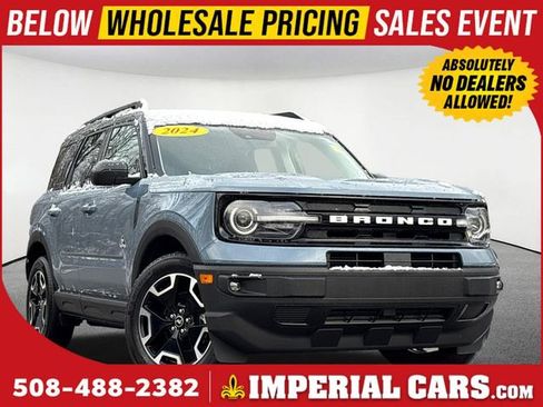 Used 2024 Ford Bronco Sport Outer Banks w/ Tech Package image 1