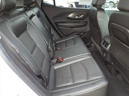 Used 2022 GMC Terrain SLT AWD/4WD image 21