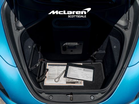 Used 2024 McLaren 750S Spider RWD image 27
