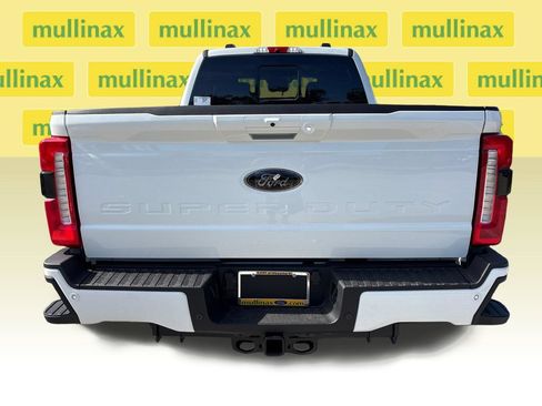New 2026 Ford F250 Lariat w/ Black Appearance Package AWD/4WD image 8