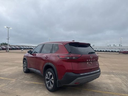 Certified 2023 Nissan Rogue SV w/ SV Premium B Package FWD image 15