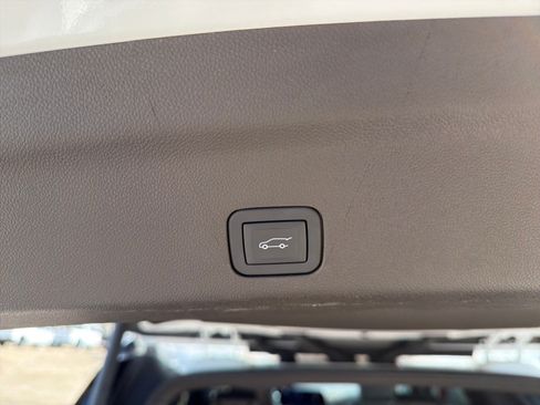 Used 2025 Chevrolet Tahoe LT w/ Comfort Package RWD image 22