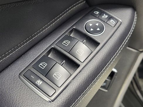 Used 2019 Mercedes-Benz GLE 400 4MATIC image 22