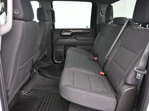 Used 2025 Chevrolet Silverado 2500 LT w/ Safety Package AWD/4WD image 30