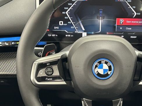 Used 2025 BMW i5 M60 w/ Premium Package image 11