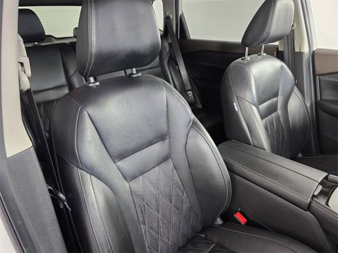 Used 2021 Nissan Rogue Platinum image 31