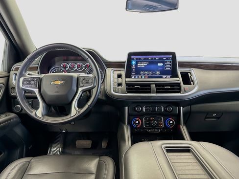 Used 2021 Chevrolet Suburban LT image 15