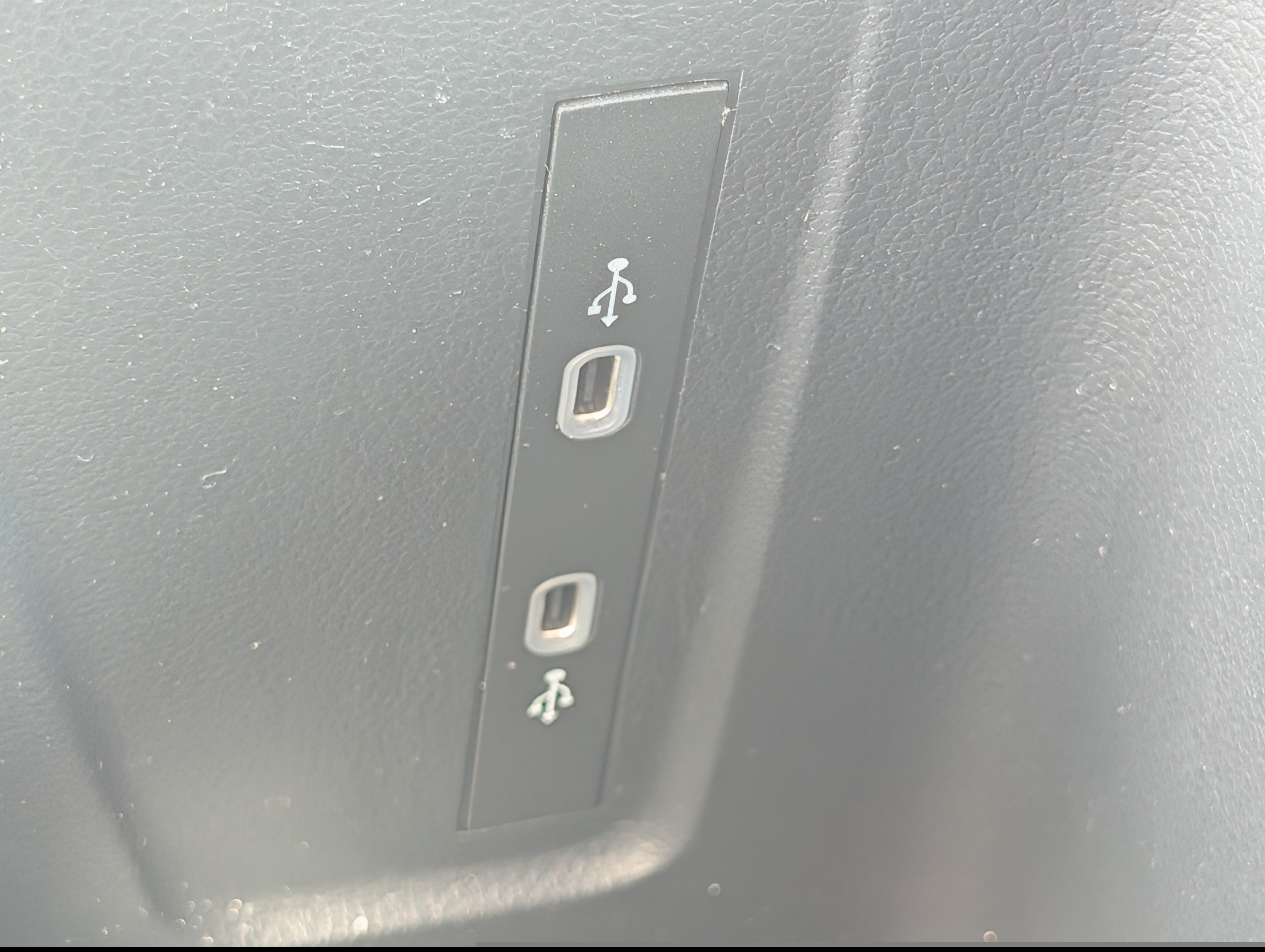 Used 2025 Volkswagen Tiguan S AWD/4WD image 21