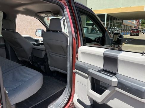 Used 2016 Ford F150 XLT w/ Equipment Group 302A Luxury AWD/4WD image 26