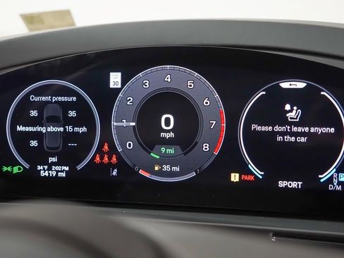 Used 2025 Porsche Cayenne E-Hybrid w/ Premium Package image 26