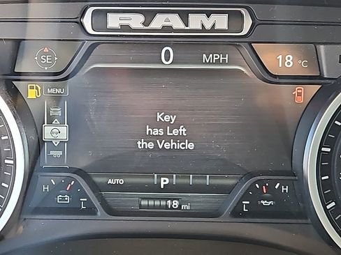 New 2026 RAM 1500 Laramie AWD/4WD image 18