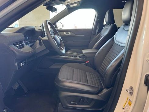 Certified 2026 Ford Explorer ST-Line RWD image 9