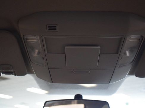 Used 2016 Toyota Tundra SR image 40